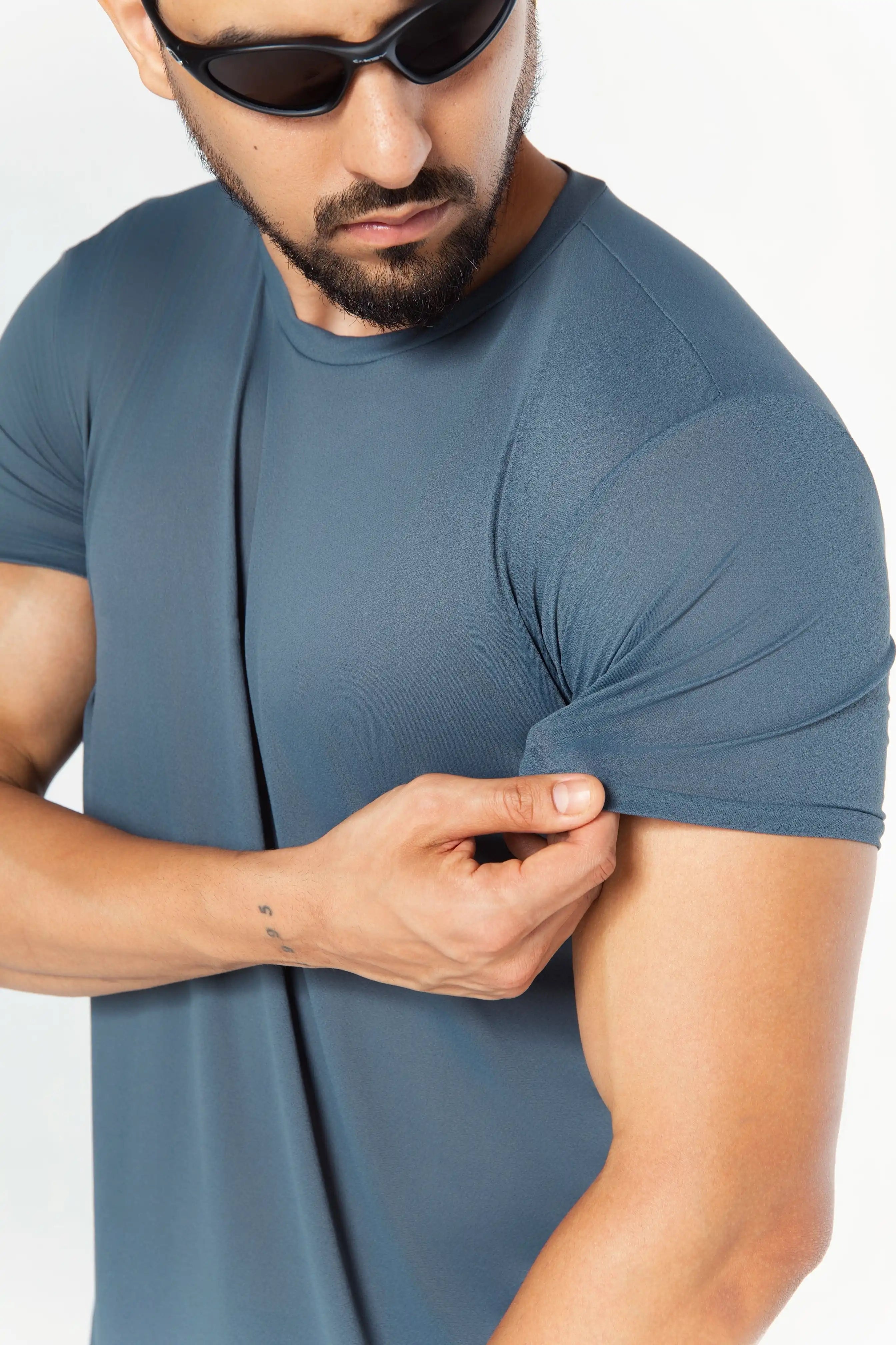 Kit 2 Camisetas básicas