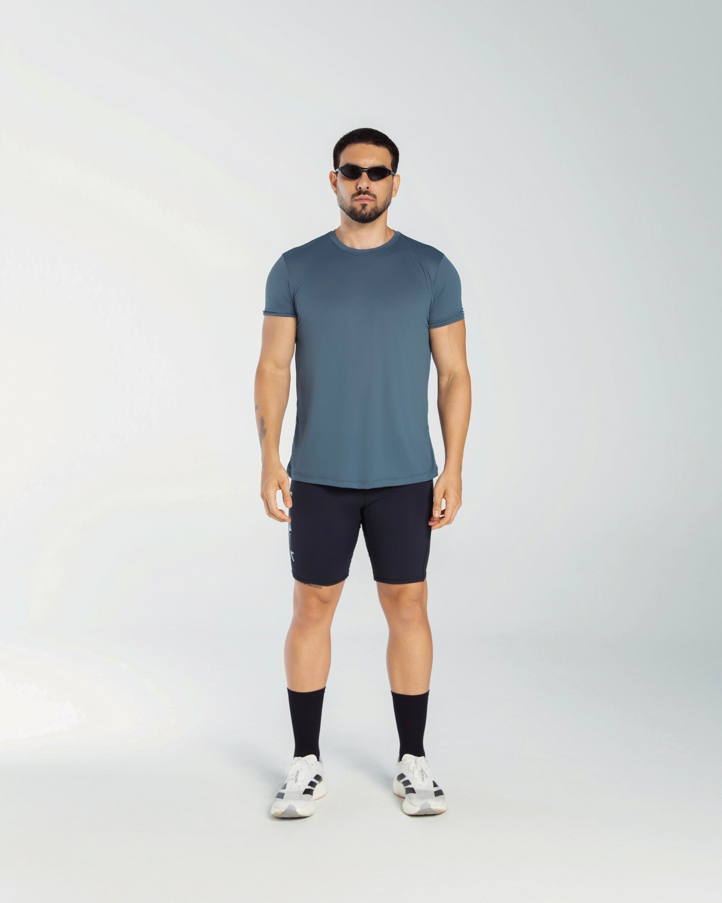 Kit 2 Camisetas básicas