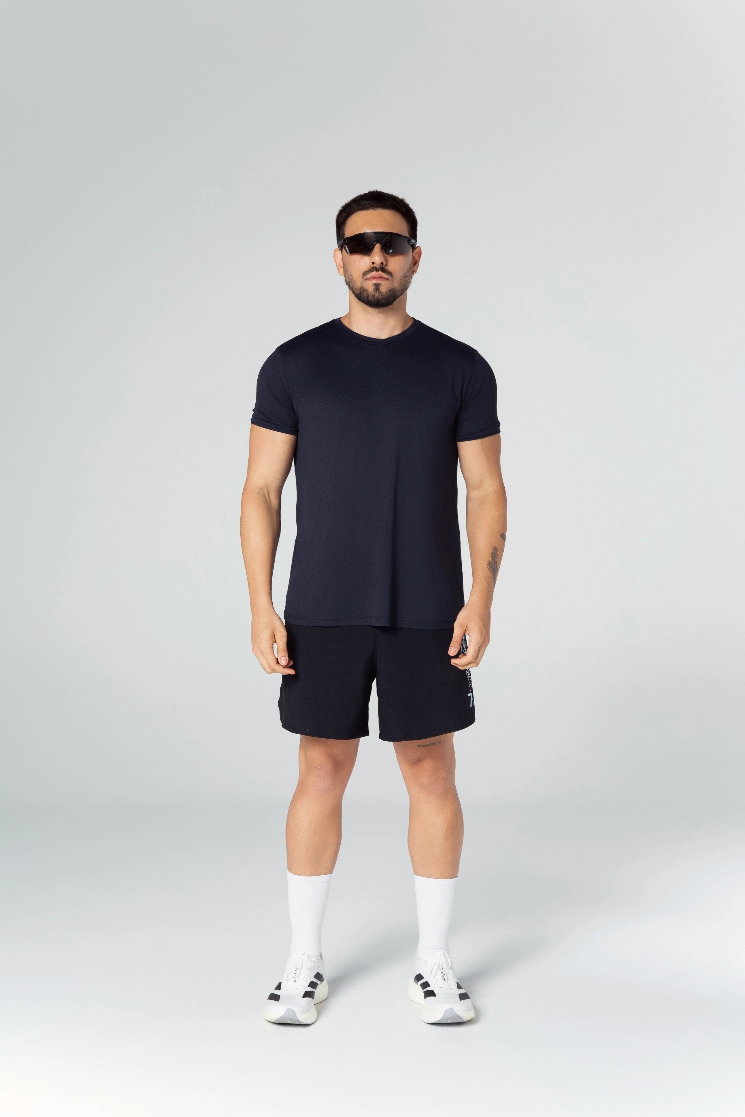 Kit 2 Camisetas básicas