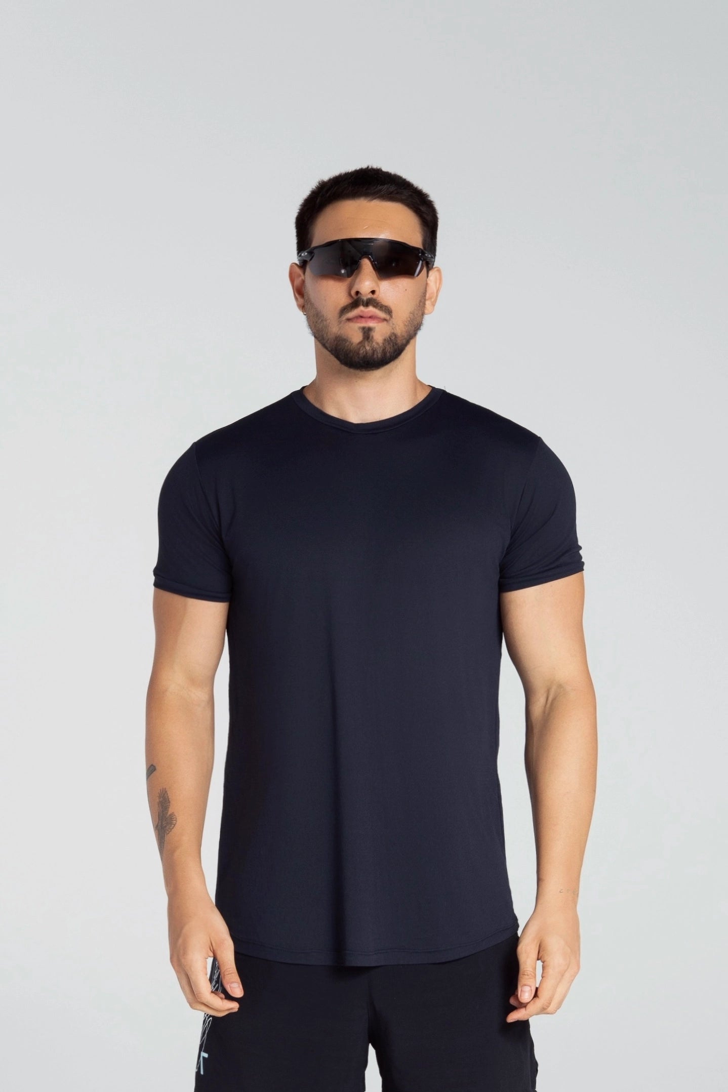 Kit 3 Camisetas básicas